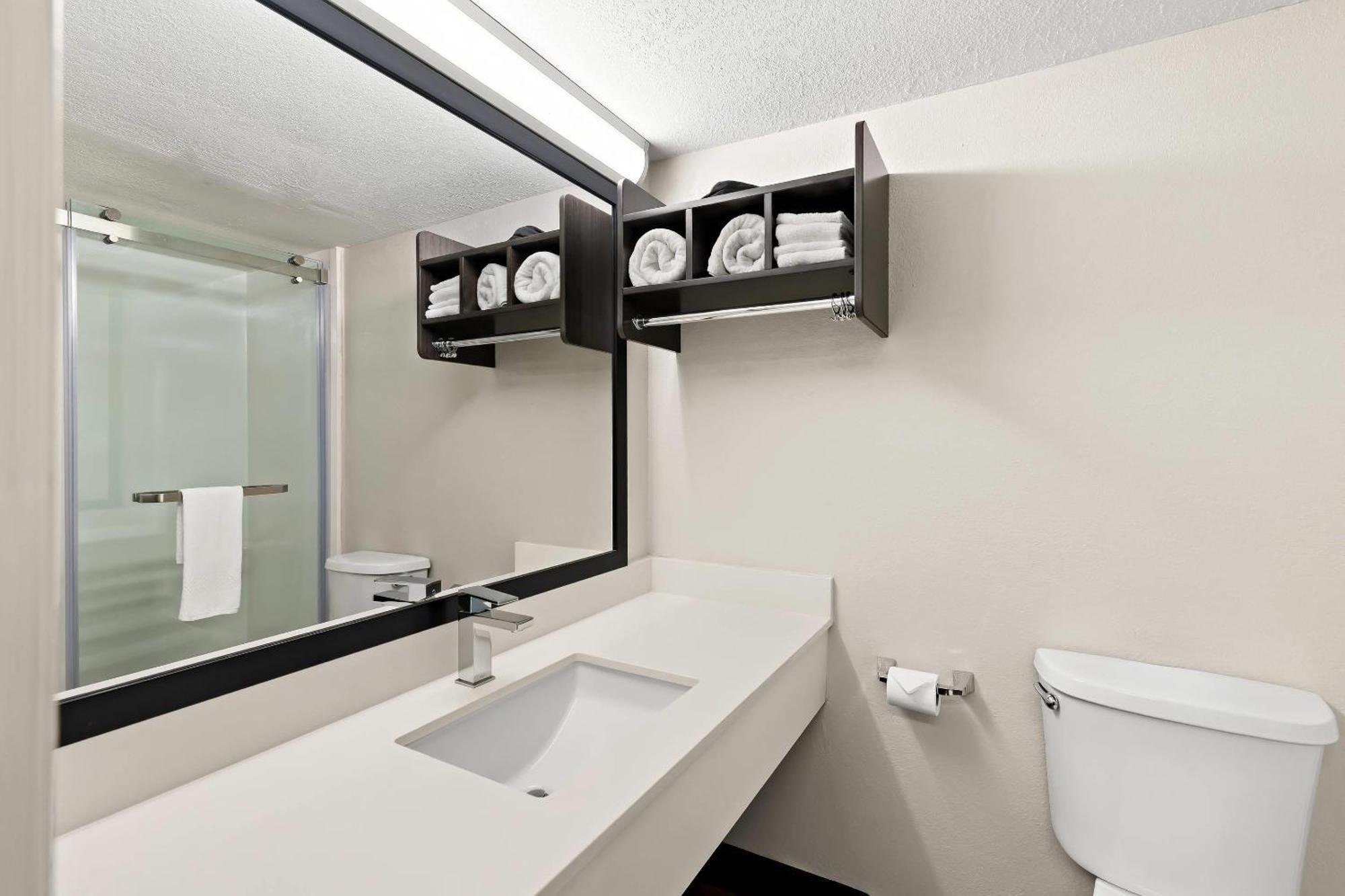Quality Inn & Suites Dumas Luaran gambar